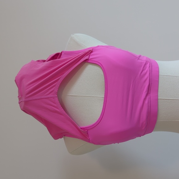 Lululemon size 6 bright pink tank top with built-in sports bra - Picture 8 of 9